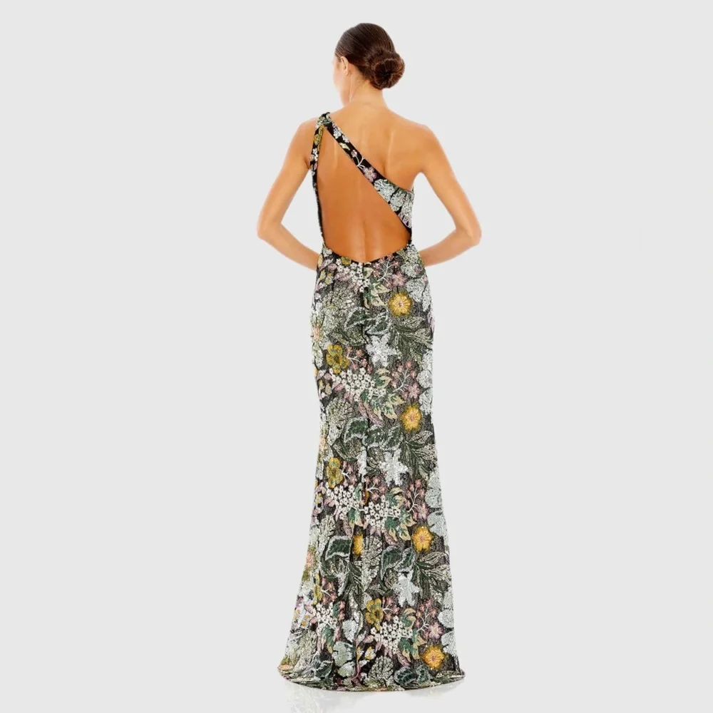 MAC DUGGAL Embellished Floral One Shoulder Gown